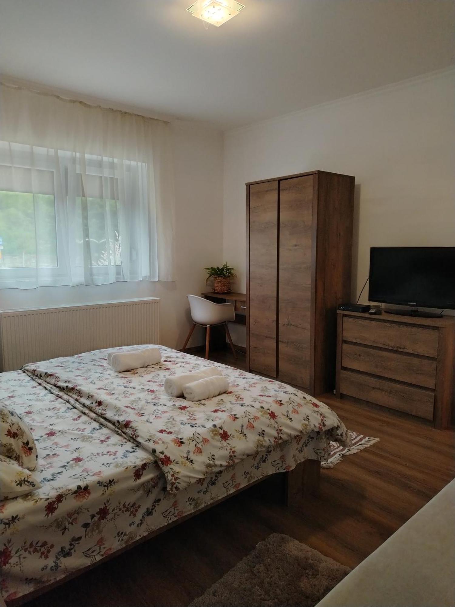 Kaptarko Apartmanhaz Демьен Экстерьер фото